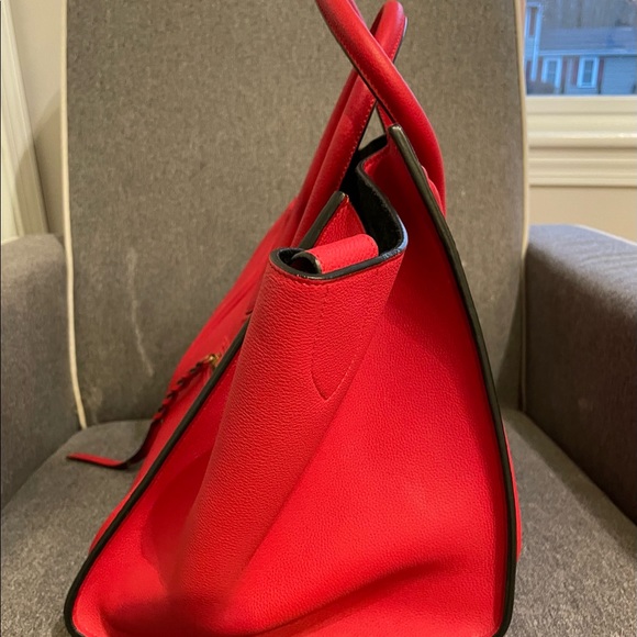 Celine Women’s Handbag: Luggage Phantom/Red
Medium - Picture 7 of 16